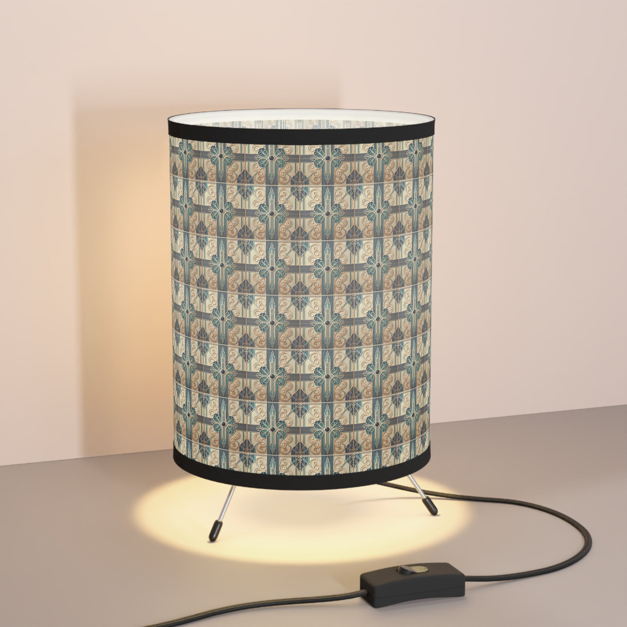 Tripod Lamp with Refined Printed Shade, US/CA Plug